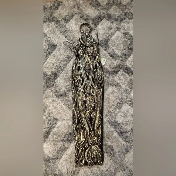 Windsor Black and Gold One Shoulder Dress - Picture 9 of 9